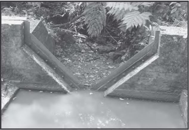 Vertedor triangular